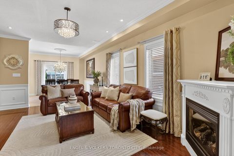 Photo 4 at 22 Ozner Crescent, Vellore Village, Vaughan
