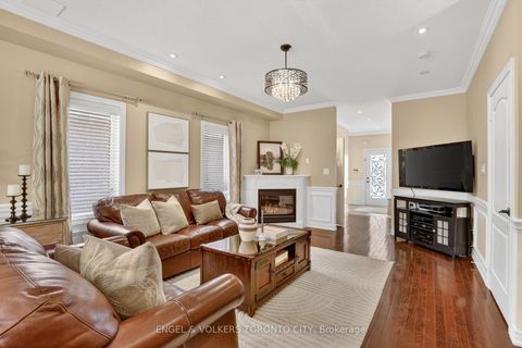 Photo 6 at 22 Ozner Crescent, Vellore Village, Vaughan
