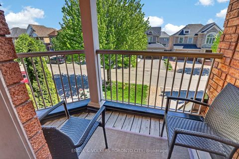 Photo 24 at 22 Ozner Crescent, Vellore Village, Vaughan