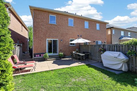 Photo 36 at 22 Ozner Crescent, Vellore Village, Vaughan
