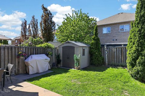 Photo 40 at 22 Ozner Crescent, Vellore Village, Vaughan