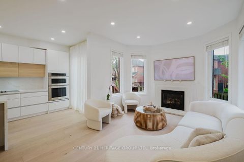 Photo 13 at 21 Thistle Avenue, Jefferson, Richmond Hill