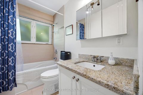Photo 19 at 4 Beaverbrook Avenue, Rosethorn, Toronto
