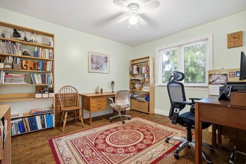 Photo 20 at 4 Beaverbrook Avenue, Rosethorn, Toronto
