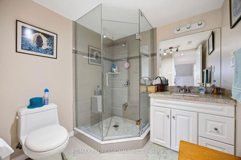 Photo 30 at 4 Beaverbrook Avenue, Rosethorn, Toronto