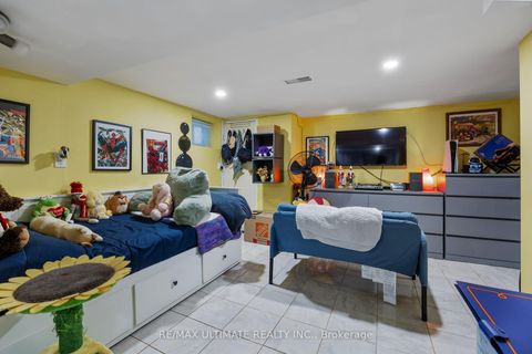 Photo 19 at 82 Beechwood Avenue, Smythe, Toronto