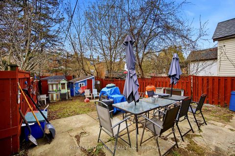 Photo 23 at 82 Beechwood Avenue, Smythe, Toronto
