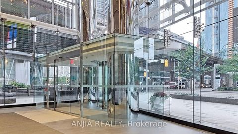Photo 5 at 5608 - 10 York Street, Waterfront Communities C1, Toronto