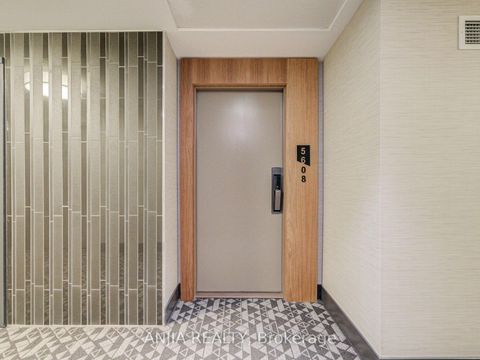 Photo 10 at 5608 - 10 York Street, Waterfront Communities C1, Toronto