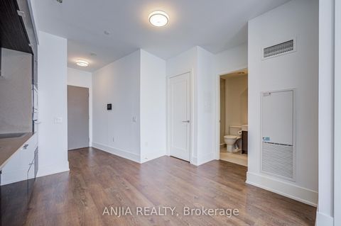 Photo 25 at 5608 - 10 York Street, Waterfront Communities C1, Toronto