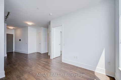 Photo 29 at 5608 - 10 York Street, Waterfront Communities C1, Toronto