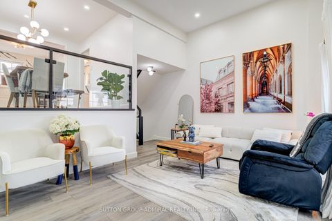Photo 3 at 84 - 81 Brookmill Boulevard, L'Amoreaux, Toronto