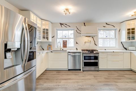 Photo 11 at 84 - 81 Brookmill Boulevard, L'Amoreaux, Toronto