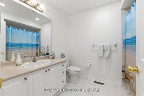 Photo 23 at 117 Revelstoke Crescent, Langstaff, Richmond Hill