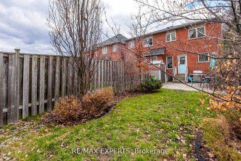 Photo 35 at 117 Revelstoke Crescent, Langstaff, Richmond Hill