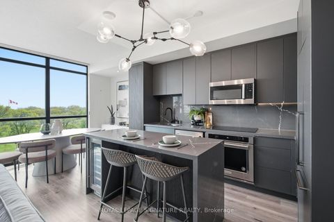 Photo 0 at 705 - 215 Fort York Boulevard, Niagara, Toronto
