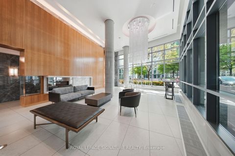 Photo 2 at 705 - 215 Fort York Boulevard, Niagara, Toronto