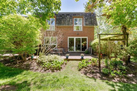 Photo 14 at 32 Crimson Millway, Windfields, Toronto