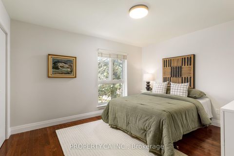 Photo 24 at 32 Crimson Millway, Windfields, Toronto