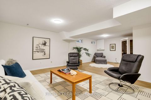 Photo 29 at 32 Crimson Millway, Windfields, Toronto
