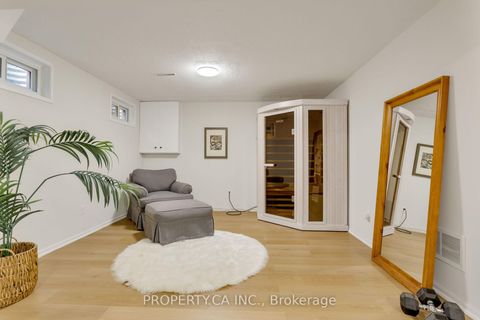 Photo 30 at 32 Crimson Millway, Windfields, Toronto
