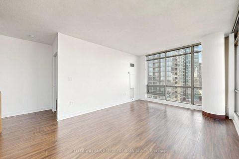 Photo 8 at 1610 - 5 Mariner Terrace, Waterfront Communities C1, Toronto