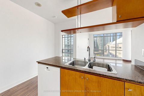 Photo 16 at 1610 - 5 Mariner Terrace, Waterfront Communities C1, Toronto