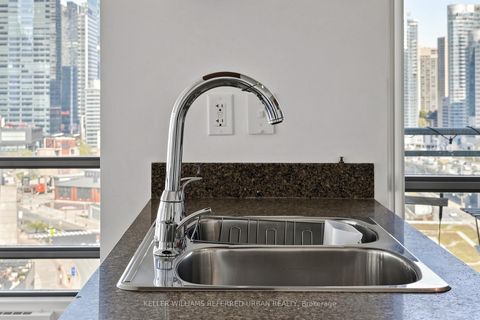 Photo 17 at 1610 - 5 Mariner Terrace, Waterfront Communities C1, Toronto