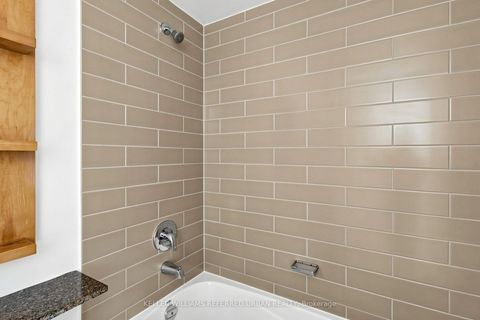 Photo 31 at 1610 - 5 Mariner Terrace, Waterfront Communities C1, Toronto