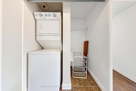 Photo 32 at 1610 - 5 Mariner Terrace, Waterfront Communities C1, Toronto