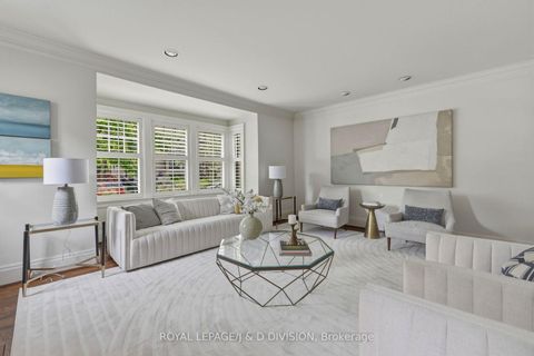Photo 4 at 41 Ridge Drive, Moore Park, Toronto