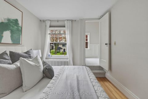 Photo 20 at 41 Ridge Drive, Moore Park, Toronto