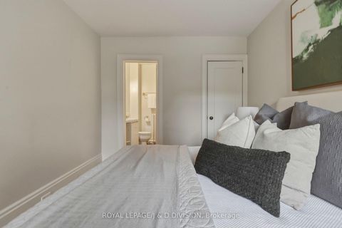 Photo 21 at 41 Ridge Drive, Moore Park, Toronto