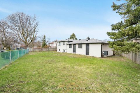 Photo 45 at 66 Peacock Lane, Allandale Heights, Barrie