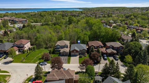 Photo 1 at 61 Maclaren Avenue, Painswick North, Barrie