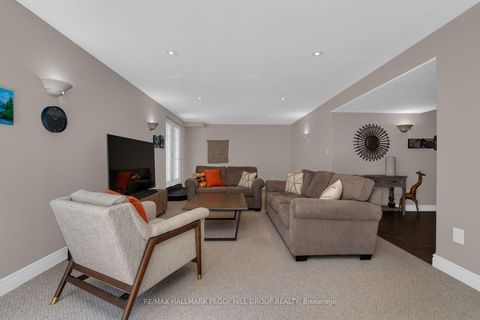 Photo 11 at 61 Maclaren Avenue, Painswick North, Barrie