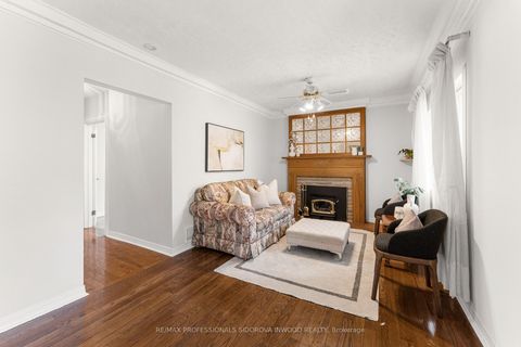 Photo 5 at 580 Willard Avenue, Bloor West Village, Toronto