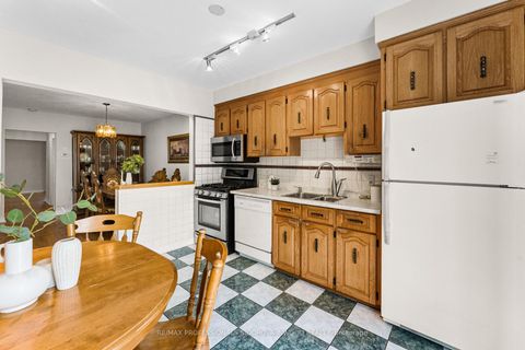Photo 17 at 580 Willard Avenue, Bloor West Village, Toronto