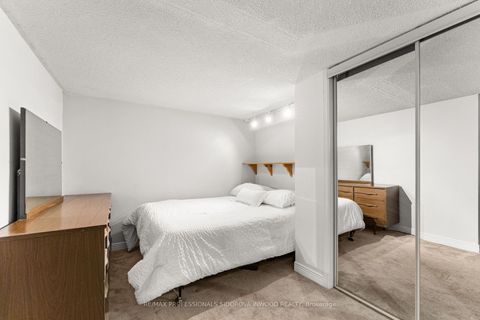 Photo 26 at 580 Willard Avenue, Bloor West Village, Toronto