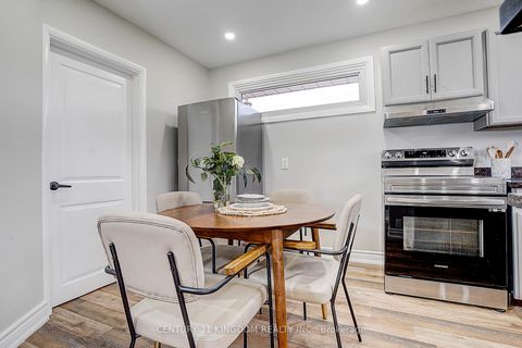 Photo 12 at 3 Botany Hill Road, Morningside, Toronto