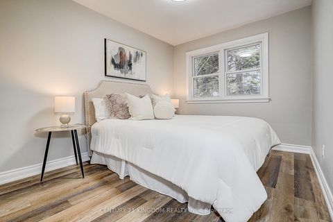 Photo 20 at 3 Botany Hill Road, Morningside, Toronto