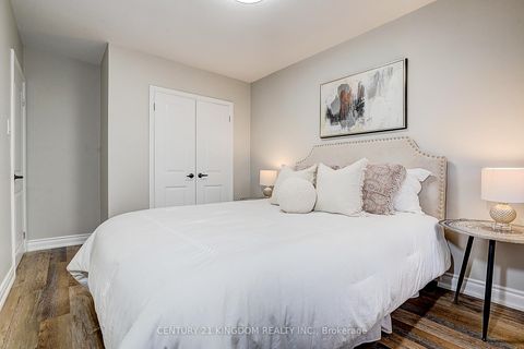 Photo 21 at 3 Botany Hill Road, Morningside, Toronto