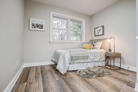Photo 24 at 3 Botany Hill Road, Morningside, Toronto