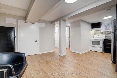 Photo 35 at 3 Botany Hill Road, Morningside, Toronto