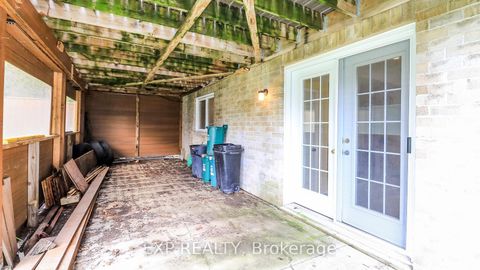 Photo 8 at 125 Jessica Drive, Painswick South, Barrie