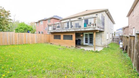 Photo 11 at 125 Jessica Drive, Painswick South, Barrie