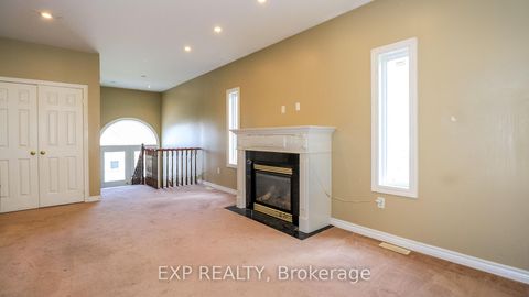 Photo 34 at 125 Jessica Drive, Painswick South, Barrie
