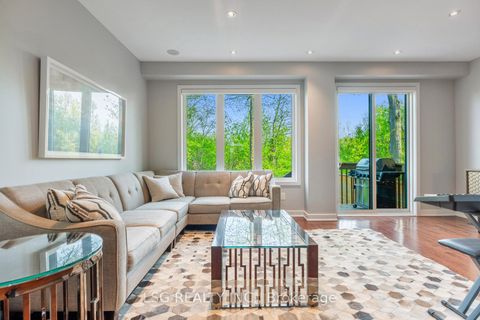 Photo 9 at 101 Dariole Drive, Rural Richmond Hill, Richmond Hill