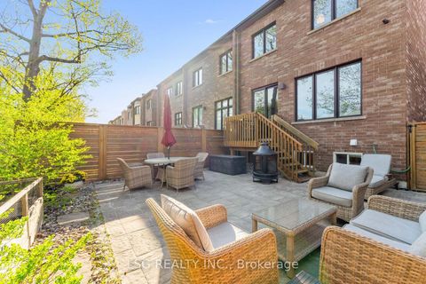 Photo 41 at 101 Dariole Drive, Rural Richmond Hill, Richmond Hill
