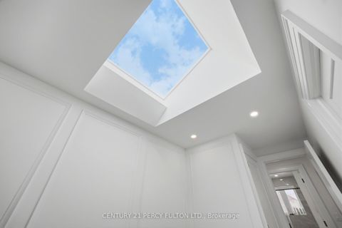 Photo 8 at 195 Danforth Road, Oakridge, Toronto